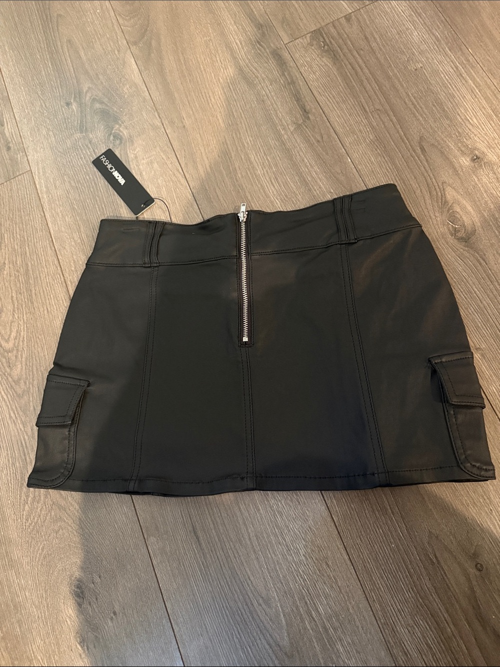 Fashion Nova Black Cargo Mini Skirt with Flap Pockets - Picture 2 of 3